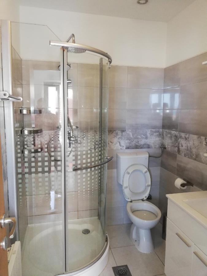Apartman Postira Rot Exterior foto